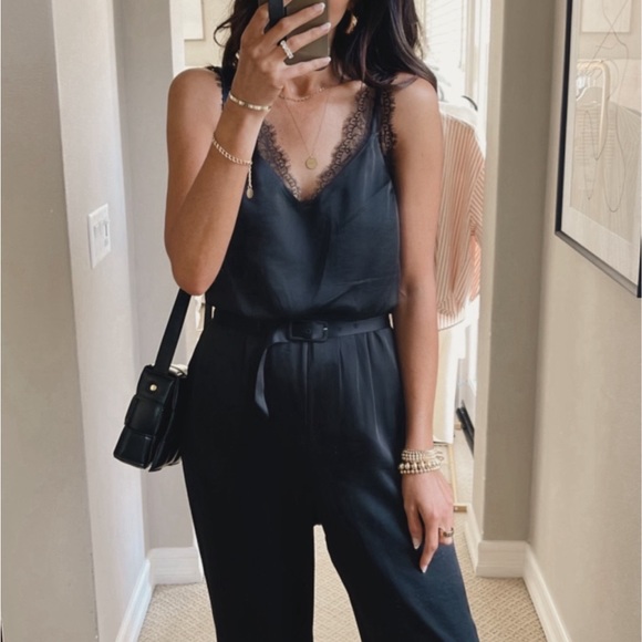 Handbags - Faux Leather Padded Woven Bag